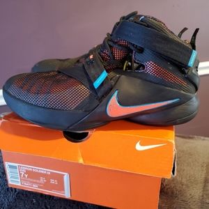 Lebron soldier IX 7y (gs)